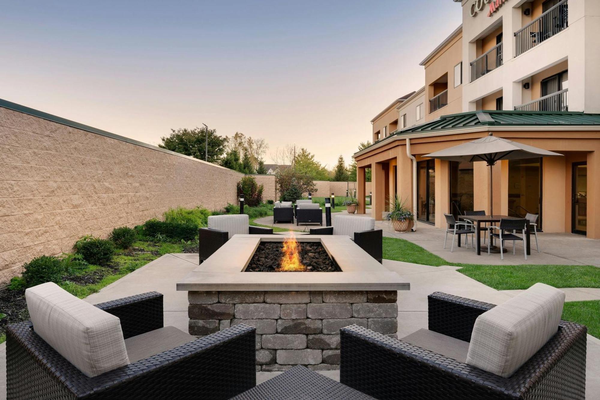 Hotel Courtyard By Marriott Indianapolis South Zewnętrze zdjęcie
